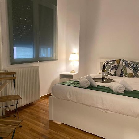 Elia Modern Apartment Athens Exterior photo